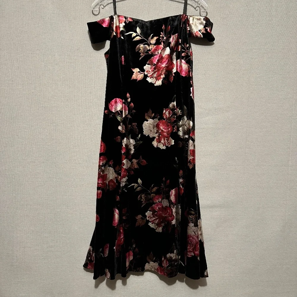 NWT Adrianna Papell Metallic Floral Off Shoulder Velvet Dress - size 14 - Picture 2 of 6